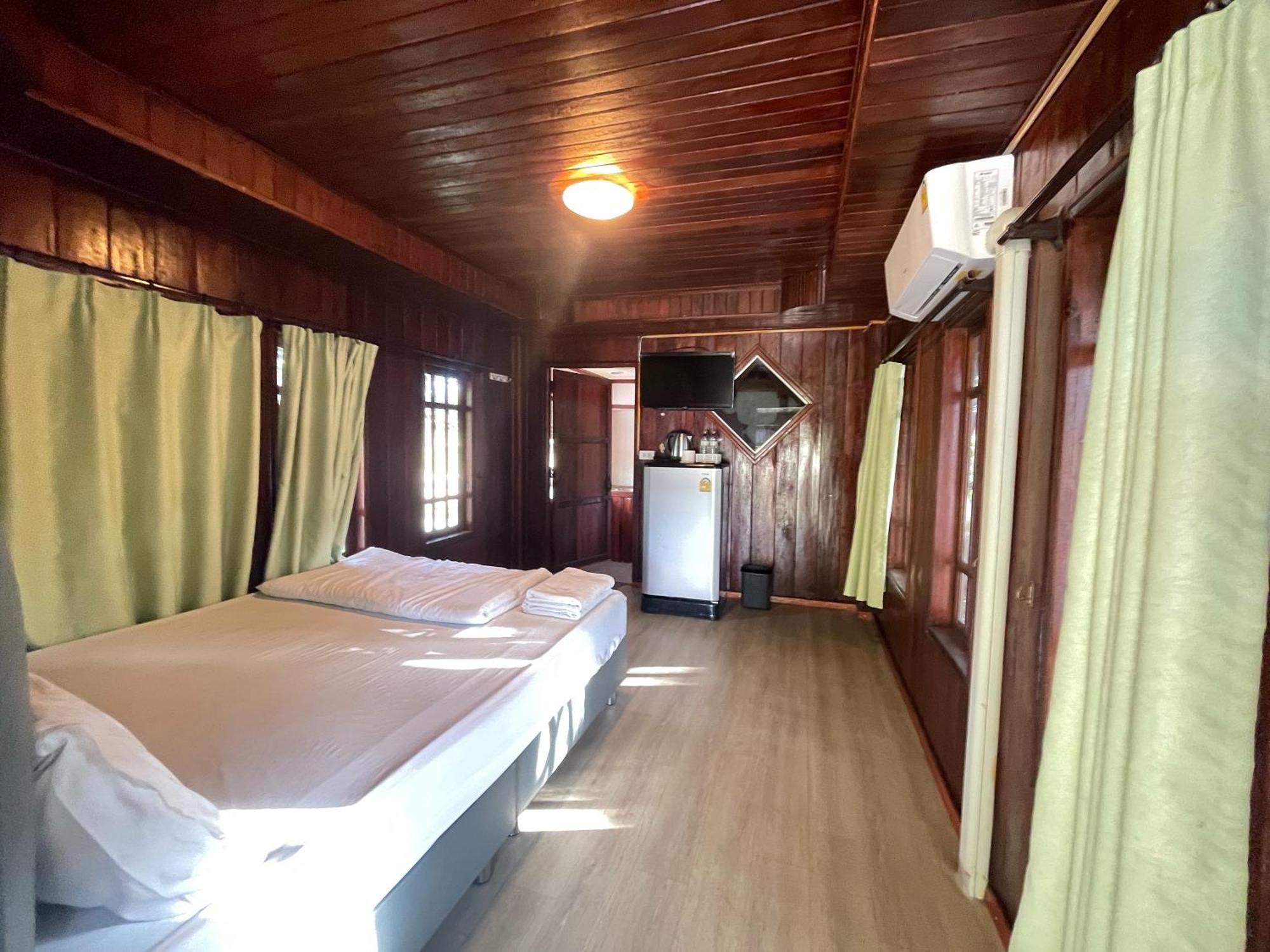 Oh Taley Resort Rayong Esterno foto