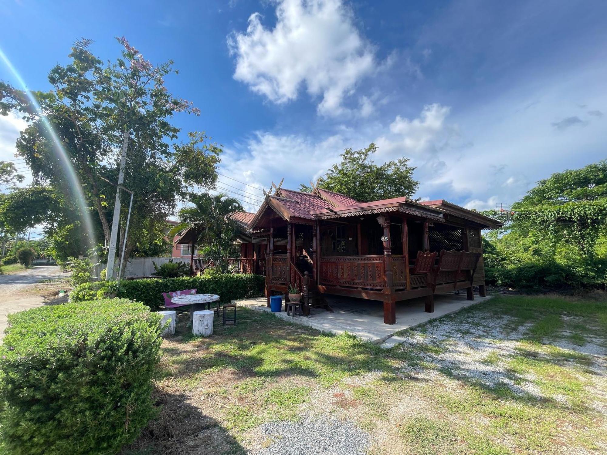 Oh Taley Resort Rayong Esterno foto