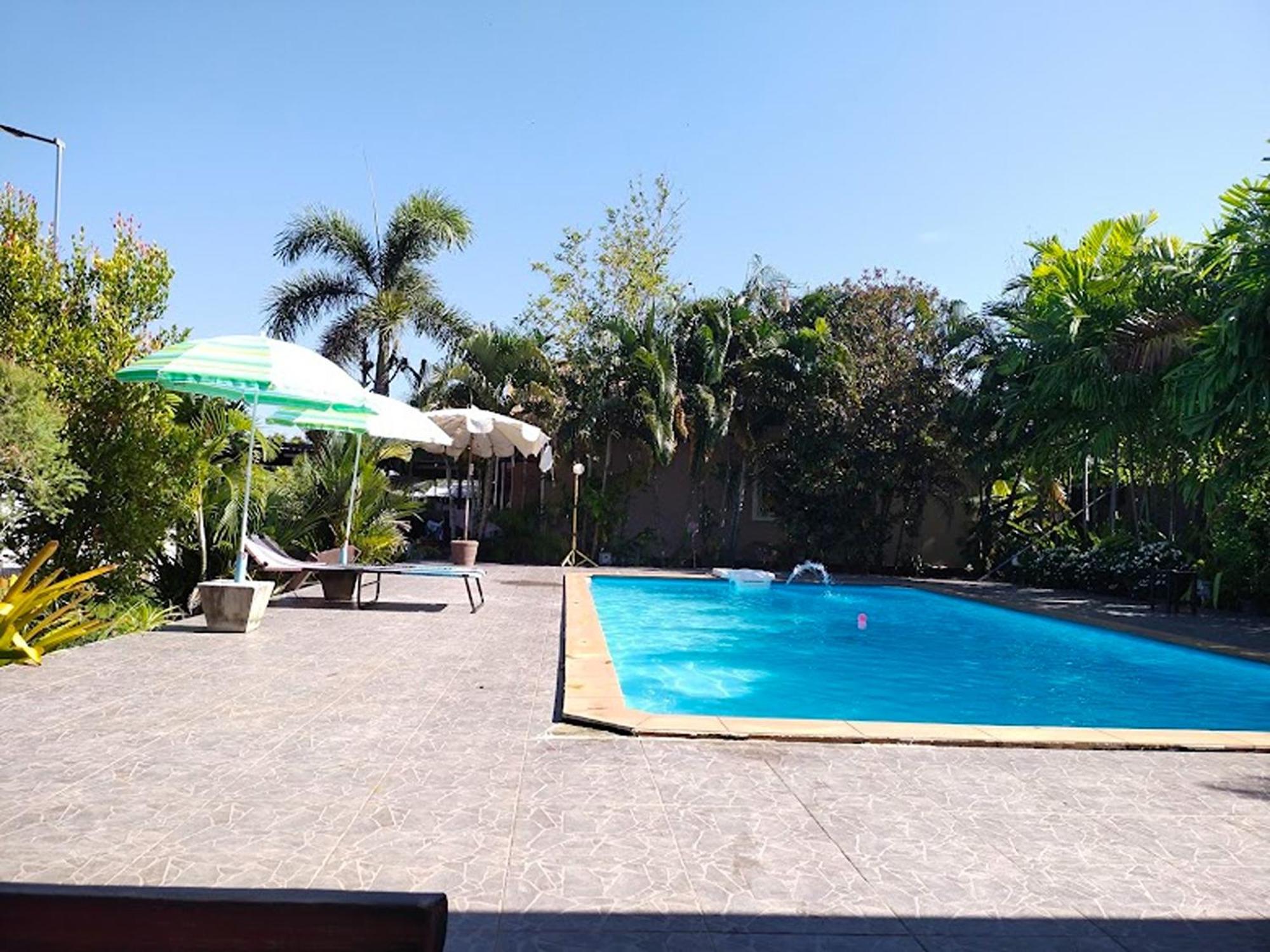 Oh Taley Resort Rayong Esterno foto